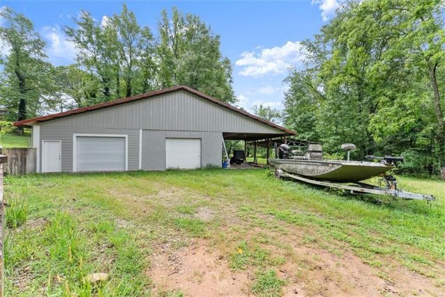 338 Black Road, Cleveland, GA 30528
