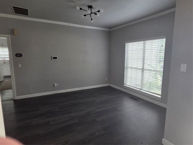 2412 W Vicksburg Street, Broken Arrow, OK 74011