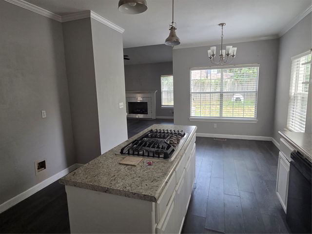 2412 W Vicksburg Street, Broken Arrow, OK 74011