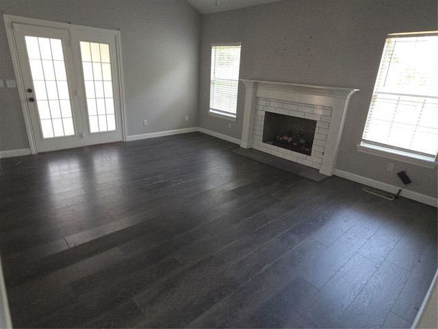 2412 W Vicksburg Street, Broken Arrow, OK 74011