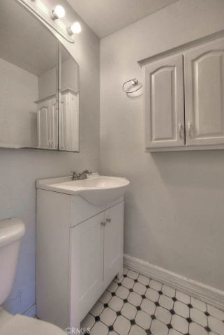 11398 Norton, Chino, CA 91710
