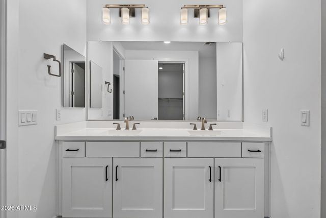 3200 N 39TH Street 4, Phoenix, AZ 85018