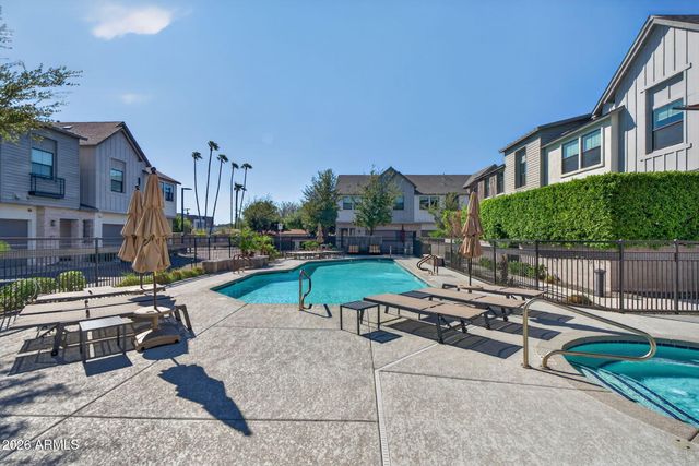 3200 N 39TH Street 4, Phoenix, AZ 85018