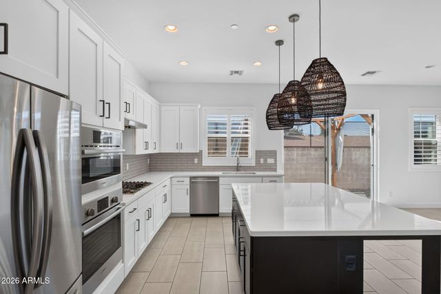 3200 N 39TH Street 4, Phoenix, AZ 85018