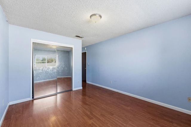 5038 W Donner Avenue, Fresno, CA 93722