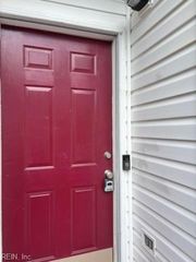 107 Creekshire CRES, Newport News, VA 23603