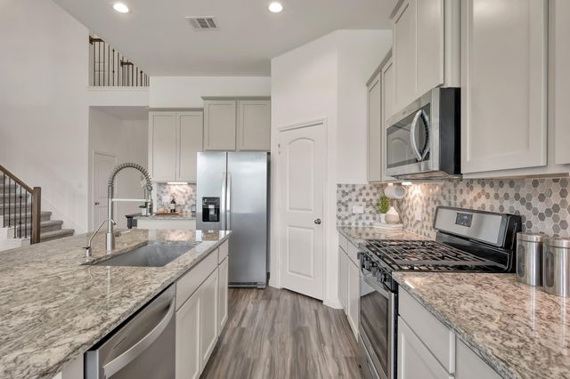 1069 Clearwood Drive, Montgomery, TX 77316