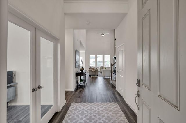 1069 Clearwood Drive, Montgomery, TX 77316