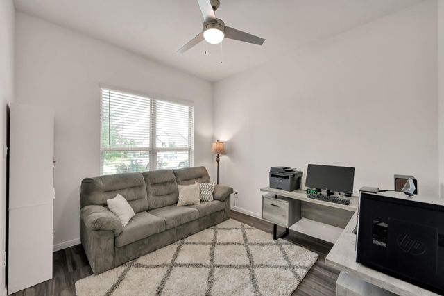 1069 Clearwood Drive, Montgomery, TX 77316