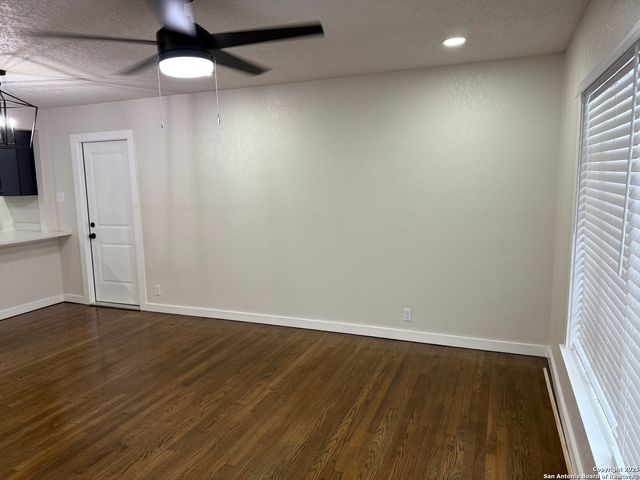 706 Burwood, San Antonio, TX 78213