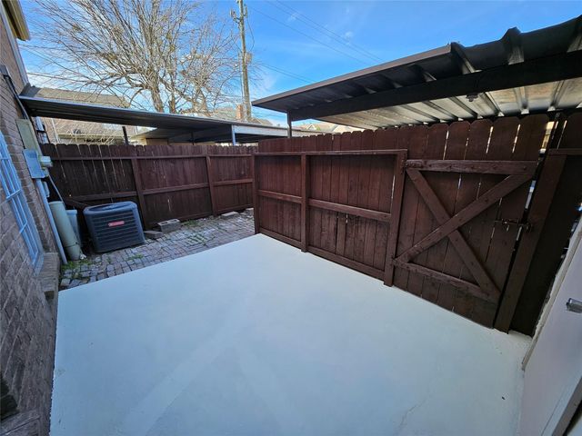 4122 Belle Park Drive, Houston, TX 77072