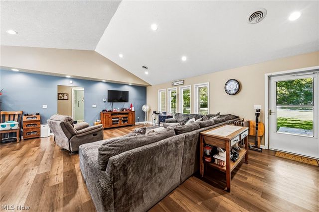 3705 Shadyside Avenue, Ashtabula, OH 44004