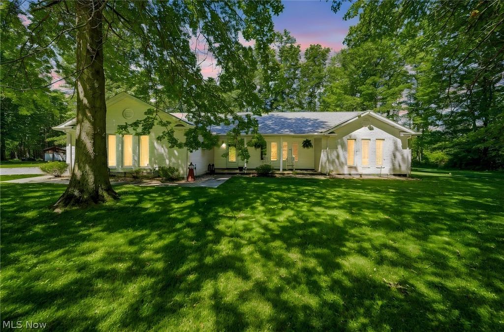 3705 Shadyside Avenue, Ashtabula, OH 44004