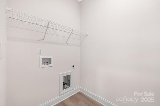 4015 Oakdale Road, Charlotte, NC 28216