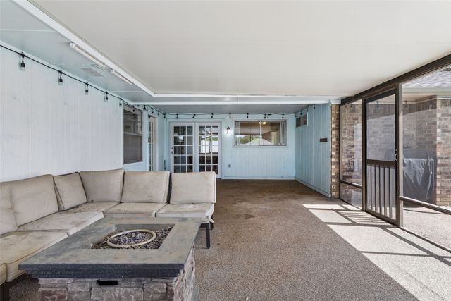 602 Wentworth Drive, Richardson, TX 75081