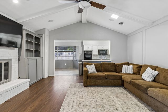 602 Wentworth Drive, Richardson, TX 75081