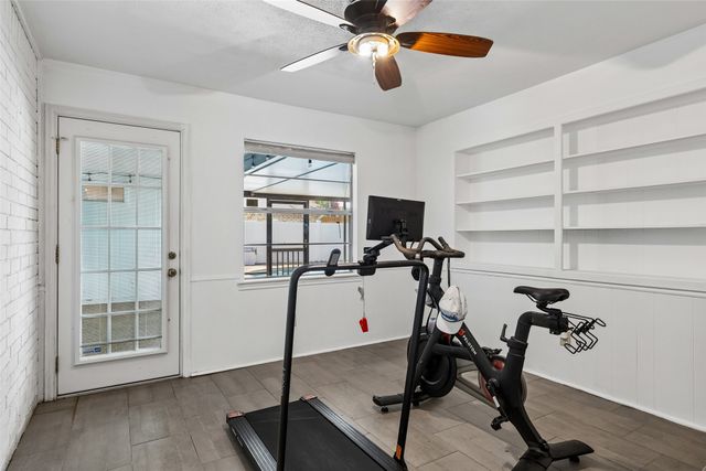 602 Wentworth Drive, Richardson, TX 75081