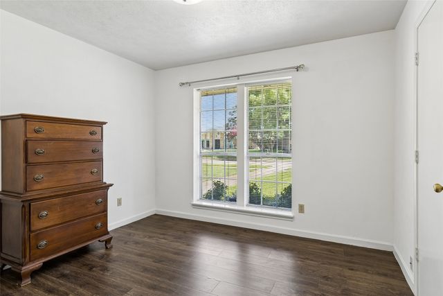 602 Wentworth Drive, Richardson, TX 75081