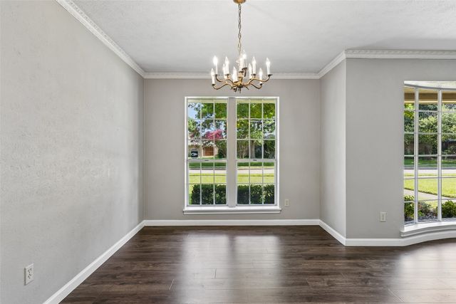602 Wentworth Drive, Richardson, TX 75081