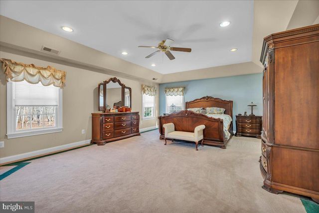 143 RUSSELL AVE, Sicklerville, NJ 08081