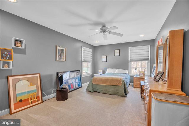 143 RUSSELL AVE, Sicklerville, NJ 08081