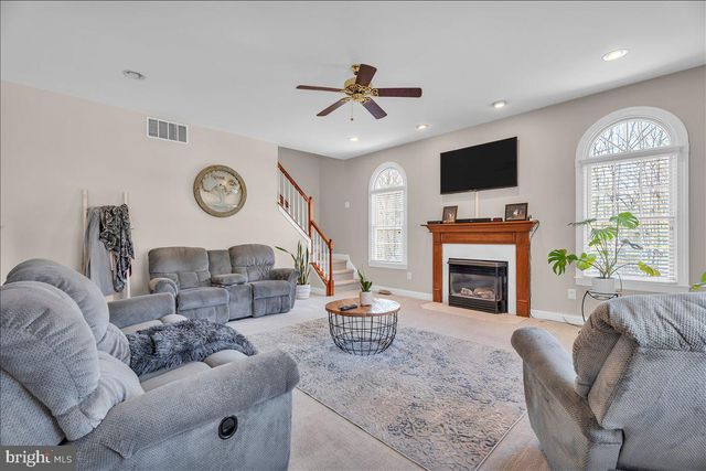 143 RUSSELL AVE, Sicklerville, NJ 08081