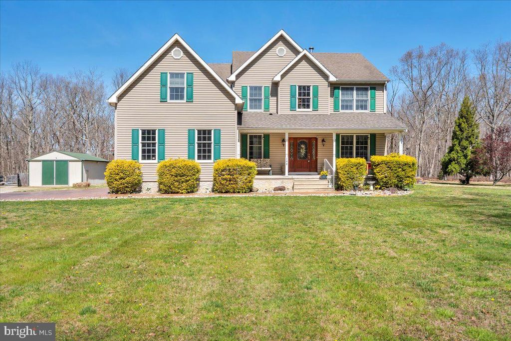 143 RUSSELL AVE, Sicklerville, NJ 08081