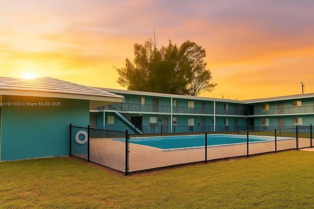 1829 N A St 64, Lake Worth, FL 33460