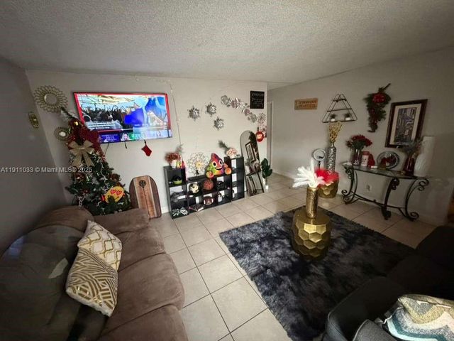 1829 N A St 64, Lake Worth, FL 33460