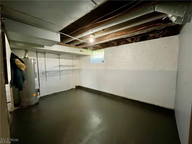 2236 SW 24th Street, Akron, OH 44314