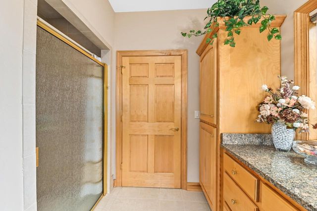 19250 Hayden COURT, Brookfield, WI 53045
