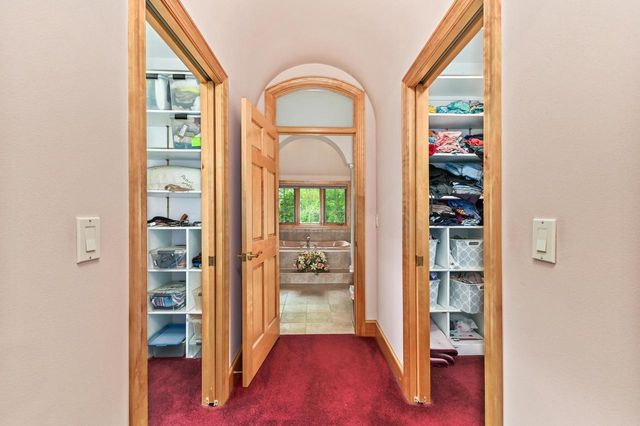 19250 Hayden COURT, Brookfield, WI 53045