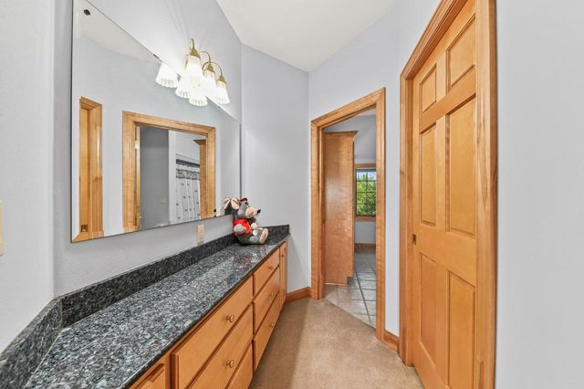 19250 Hayden COURT, Brookfield, WI 53045