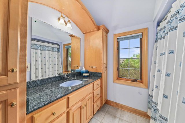 19250 Hayden COURT, Brookfield, WI 53045