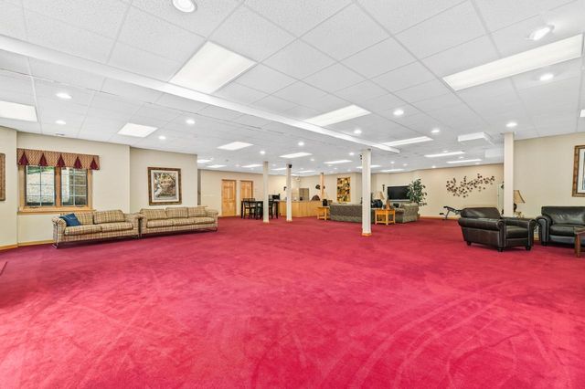 19250 Hayden COURT, Brookfield, WI 53045