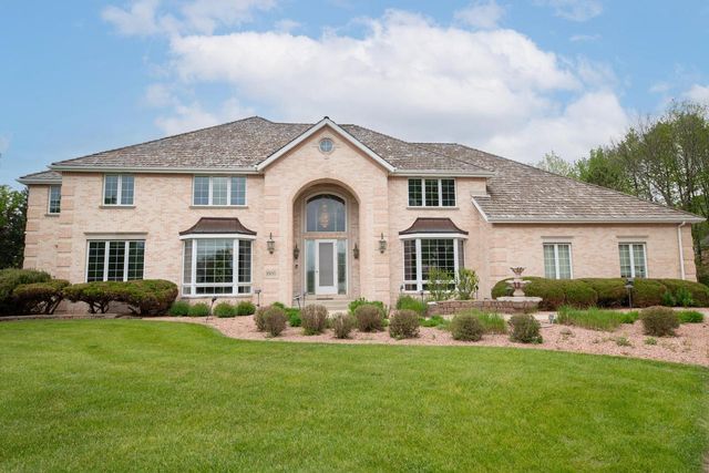 19250 Hayden COURT, Brookfield, WI 53045