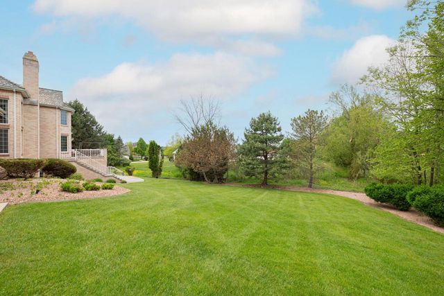 19250 Hayden COURT, Brookfield, WI 53045