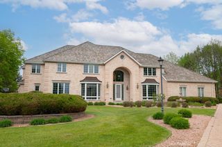 19250 Hayden COURT, Brookfield, WI 53045