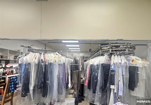 453 Palisade Avenue, Cliffside Park, NJ 07010