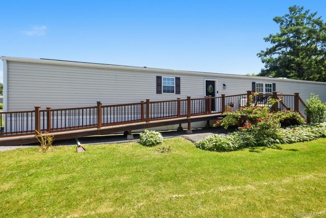 12 Hidden Valley Drive, Middletown, NY 10941