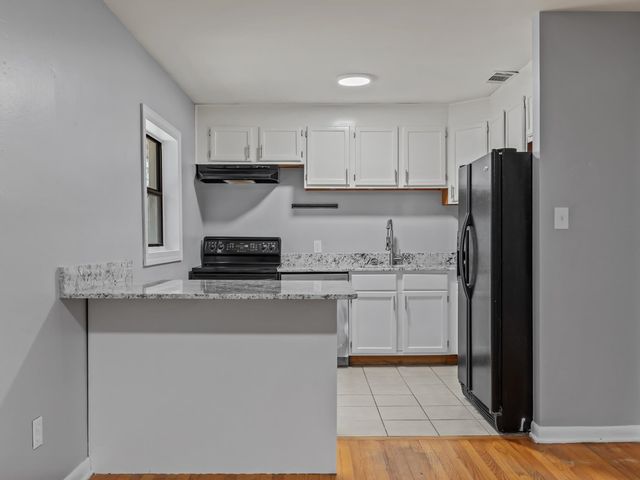 868 Tamarack Avenue, Tallahassee, FL 32303