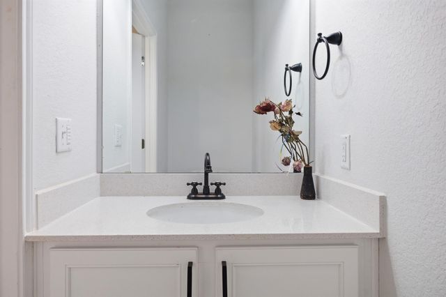 8525 Leroi DR 368, Austin, TX 78744