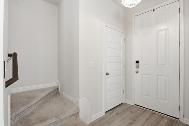 8525 Leroi DR 368, Austin, TX 78744