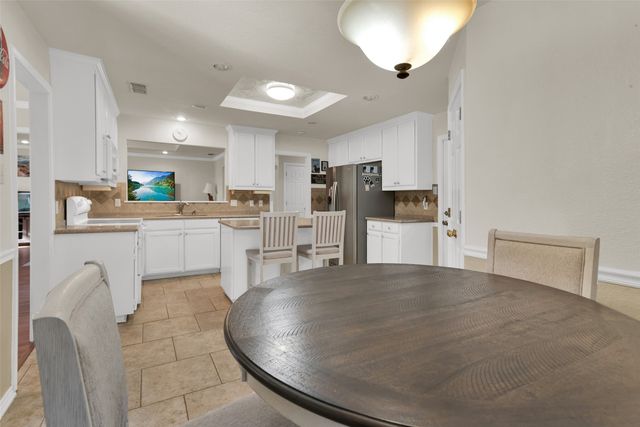 2510 Holiday Street, Denison, TX 75020