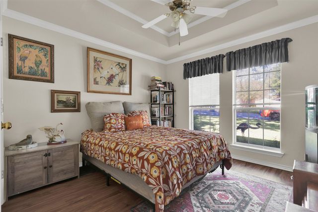 2510 Holiday Street, Denison, TX 75020