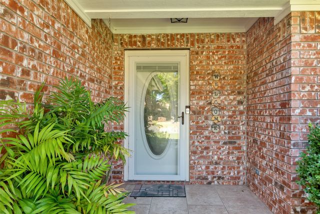 2510 Holiday Street, Denison, TX 75020