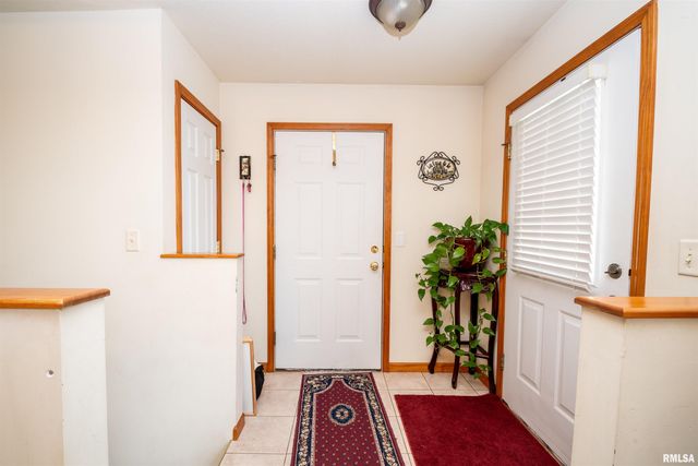 2122 W JUBILEE Lane, Dunlap, IL 61525