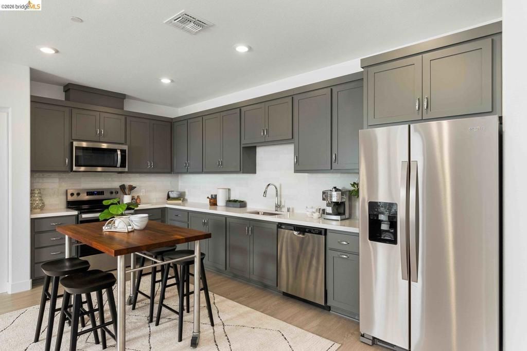 500 Somi CT 308, Hayward, CA 94544