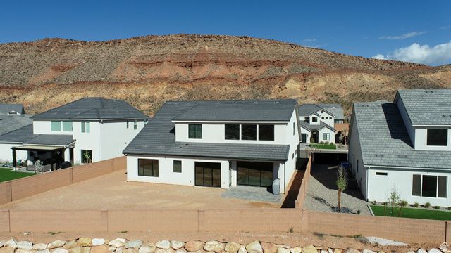 2824 E FRESHET DR, Washington, UT 84780