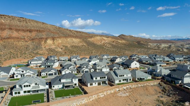 2824 E FRESHET DR, Washington, UT 84780